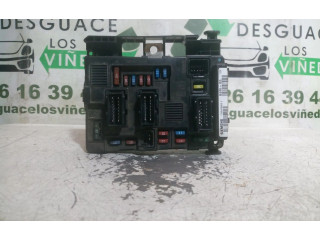   Pojistková skříňka T118470003   Peugeot 207 2005