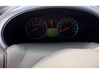 Přístrojová deska  Nissan Micra 2006   