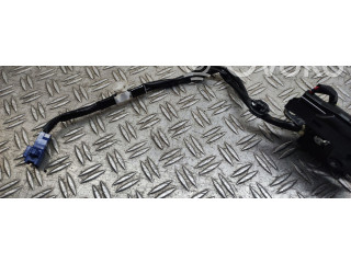 Замок багажника     Toyota Prius (XW30) 2009 - 2015 года