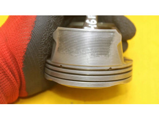 Píst 7658404   BMW 3 E36     