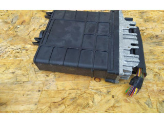Блок управления двигателем ECU