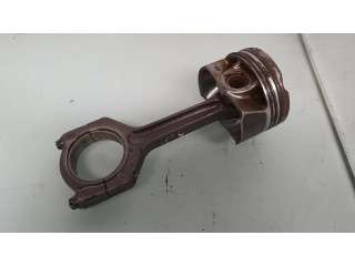 Píst 7624408, 11247624408   BMW 4 F32 F33  pro benzínový motor 2.8 N26 