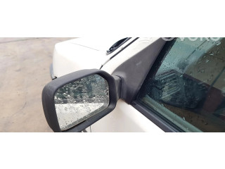 Zpětné zrcátko  Peugeot 106     
