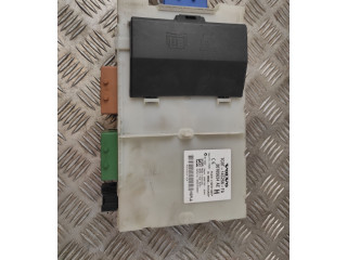   Pojistková skříňka 7G9T14C256FA, 7G9T14C256FA   Volvo V70 2008