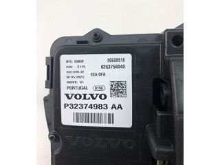 Přístrojová deska  Volvo XC40 2023 32374983AA, LT1090  