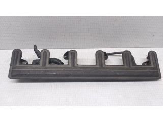 Vstřikovací lišta 1440318   BMW 3 E46  pro benzínový motor 2.3  