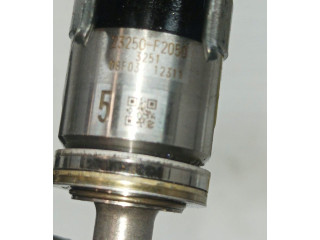 Vstřikovač 23250F2050, M15A   Toyota Yaris     