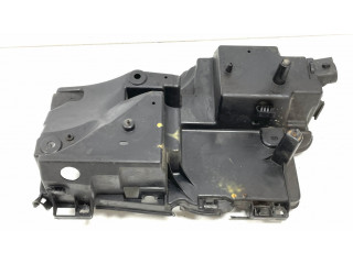 Крышка блока предохранителей 9659031380   Citroen C5    