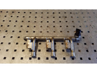 Vstřikovací lišta DM5G9H487AA, 0261555137   Ford Focus  pro benzínový motor 1.0  