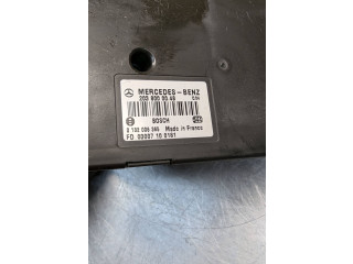 Řídící jednotka 2038000048, 0132006365   Mercedes-Benz C W203 2002