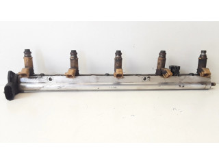 Vstřikovač 0261230109, 8699448   Volvo S40  pro benzínový motor 2.4  