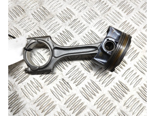  Поршень  32213692, 31401957  Volvo XC40  