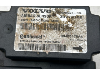 Vstřikovač 30773786, F8V8B18A8X4   Volvo V50     