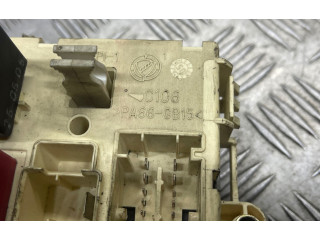 Блок предохранителей 51755127, 501209830   Fiat Stilo 2002