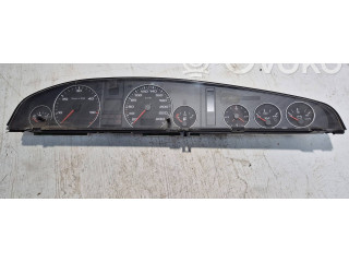 Přístrojová deska  Audi A6 S6 C4 4A 1996 88311219  