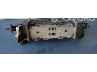 Интеркулер  52475657   Opel Vectra B 