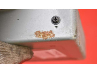 Řídící jednotka L32718881E, L32718881E   Mazda 626 2002