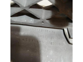 Передняя решётка Ford Focus 1998-2004 года 4M518138AE      