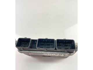 Řídící jednotka 237102885R, 237102071R   Renault Clio IV 2014