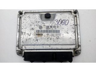Блок управления двигателя 030906032CP, 0261207199   Volkswagen Lupo