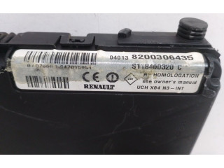 Pojistková skříňka Řídící jednotka BSM 8200306435, S118400320C   Renault Megane II 2004