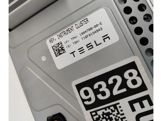 Přístrojová deska  Tesla Model X 2016 100478800E  