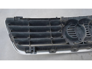 Передняя решётка Audi A6 S6 C4 4A 1994-1997 года 4A0853651C      