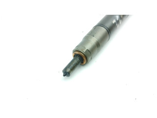 Форсунка 338002A800, 2041905242305    Hyundai i40 для дизельного двигателя  1.7