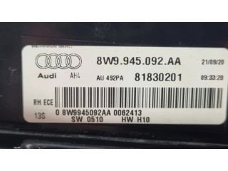 Задний фонарь правый 8W9945092AA, 81830201    Audi A4 S4 B9   2015-2019 года