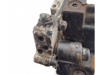 Vstřikovací čerpadlo 0445010111, 30756125   Volvo XC70     