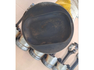 Píst 1170300918   Mercedes-Benz SL R107     