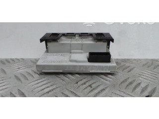 Дисплей    8200350498A, 28078739   Renault Megane II