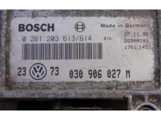 Блок управления двигателем ECU 030906027M, 030906027M   Volkswagen Golf III 1994