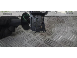 Ручка стеклоочистителей 7701048915   Renault Espace IV