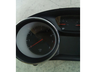 Přístrojová deska  Vauxhall Astra K 2015 39102853  