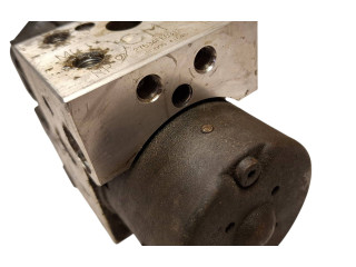 Jednotka ABS B04521883032   Subaru Impreza II 2001