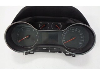 Přístrojová deska  Opel Crossland X 2021 9826136080  