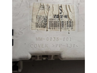 Панель приборов MM0038001, A500612051   Mitsubishi Colt       