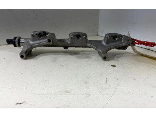 Vstřikovací lišta 7639975, 13537639975   BMW 2 F45  pro benzínový motor 1.5  