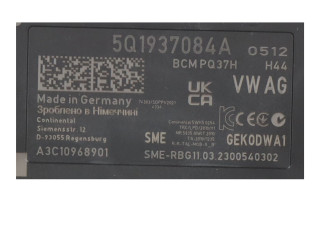 Pojistková skříňka Řídící jednotka BSM 5Q1937084A   Volkswagen T-Roc 2023