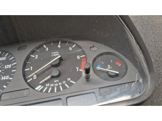 Přístrojová deska  BMW 7 E38 2000 6906112  