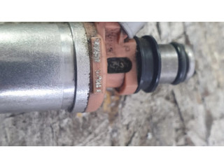 Vstřikovač 2325074080   Toyota Celica T160  pro benzínový motor 0.0  