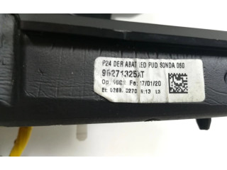 Zpětné zrcátko  Peugeot 2008 I 2020  98271325XT  