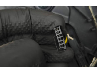 Руль BMW i3  2013 - - года 6870159, 1030767V41F      