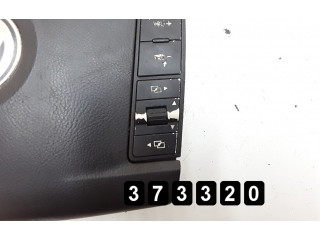 Подушка безопасности водителя 7L6880201CP   Volkswagen Touareg I