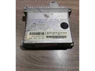 Řídící jednotka 2025450132   Mercedes-Benz C W202 1993