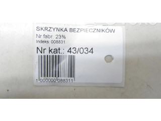   Pojistková skříňka 82115-05A40   Toyota Avensis T270 2017