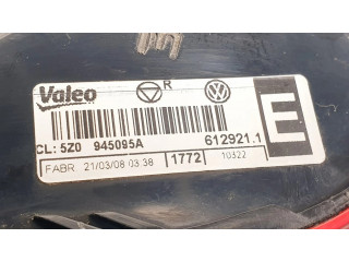 Задний фонарь  5Z0945095A, HALOGENO    Volkswagen Fox   