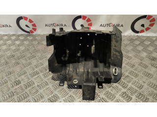 Блок предохранителей  68251775AA   Jeep Grand Cherokee    