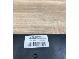 Přístrojová deska  Skoda Fabia Mk1 (6Y) 1999 6Q0959433H, 5DK00812701  